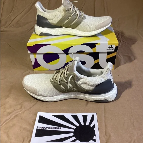 Adidas Sneakersnstuff x Social Status x UltraBoost Lux DB0338 Mens Size 10.5 Athletic Shoes Adidas Sneakersnstuff x Social Status x UltraBoost Lux DB0338 Mens Size 10.5 Athletic Shoes